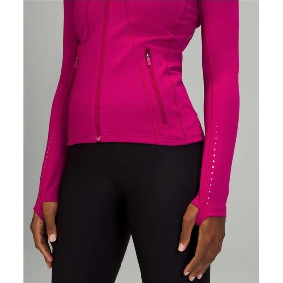 Lululemon 6 Rain Repellent Running Jacket Wild Berry W3FAJS Reflective - Picture 13 of 13
